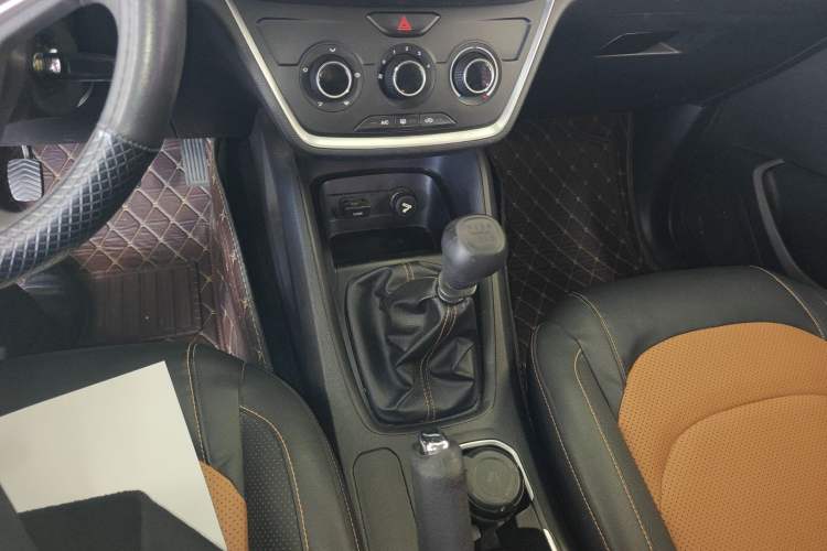 Used Wuling Hongguang S3 2018 1.5L Manual Comfort Model China V Standard Gear Lever