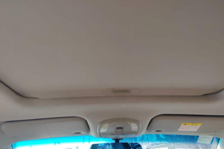 Used Wuling Hongguang S3 2018 1.5T Manual Luxury Model China V Standard Headliner