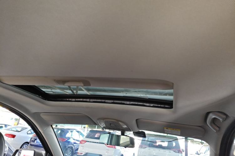 Used Wuling Hongguang S3 2018 1.5L Manual Luxury Model China V Standard Headliner