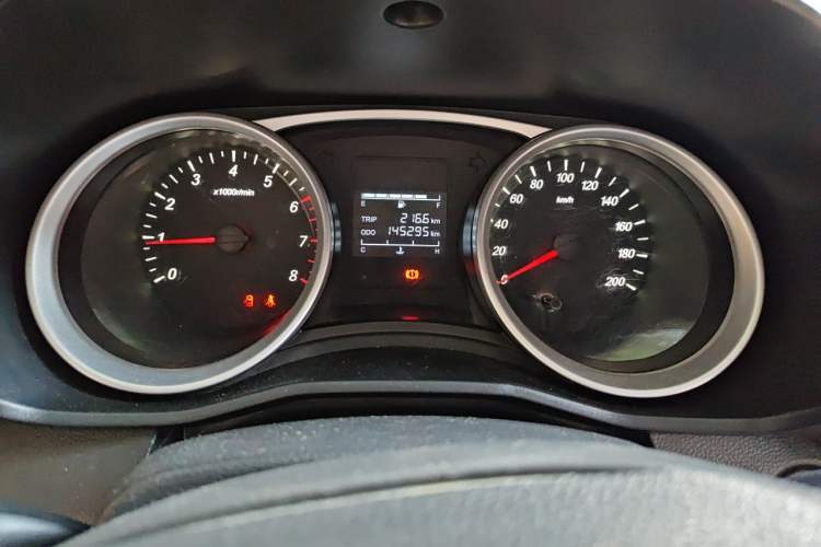 Used Wuling Hongguang S3 2018 1.5L Manual Standard Version China V Standard Instrument Cluster