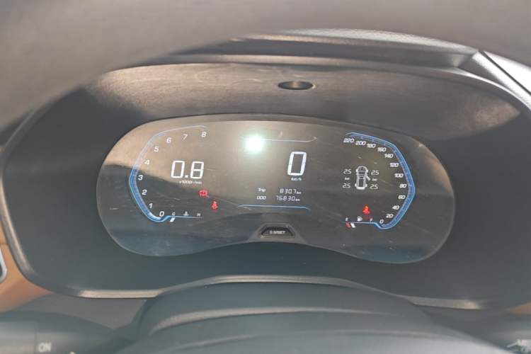 Used Wuling Hongguang S3 2018 1.5T Manual Luxury Model China V Standard Instrument Cluster