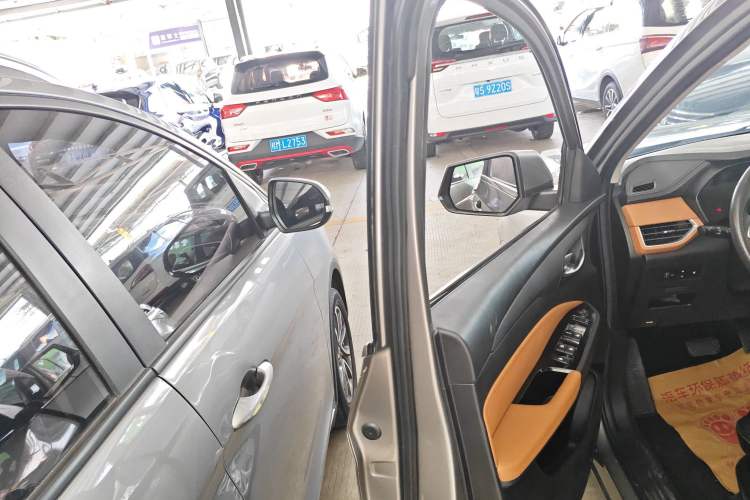 Used Wuling Hongguang S3 2018 1.5L Manual Luxury Model China V Standard Left Front Door Interior