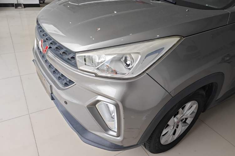Used Wuling Hongguang S3 2018 1.5T Manual Luxury Model China V Standard Left Front Headlight