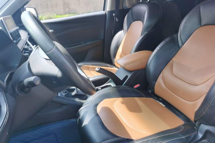 Used Wuling Hongguang S3 2018 1.5L Manual Comfort Model China V Standard Left Front Seat