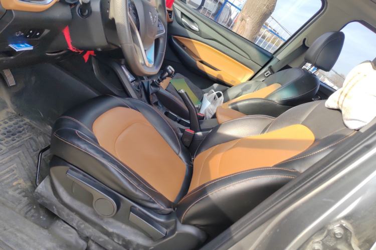 Used Wuling Hongguang S3 2018 1.5T Manual Luxury Model China V Standard Left Front Seat