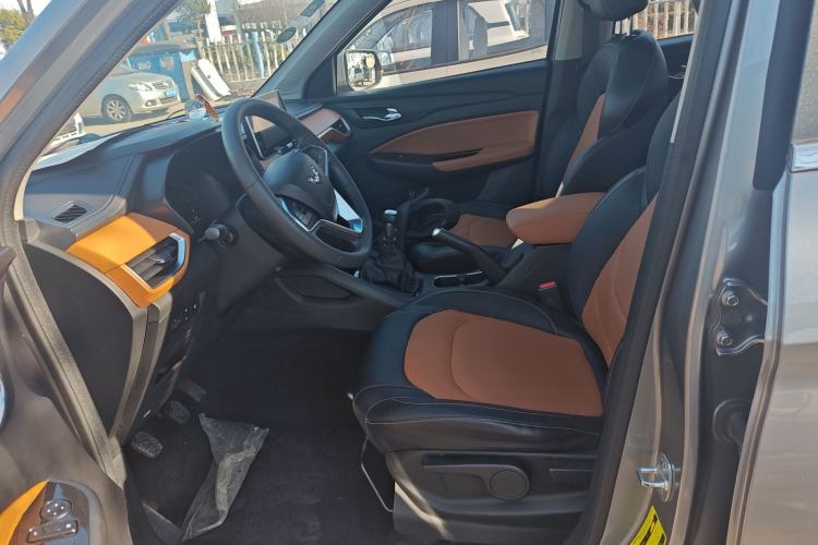 Used Wuling Hongguang S3 2018 1.5T Manual Luxury Model China V Standard Left Front Seat