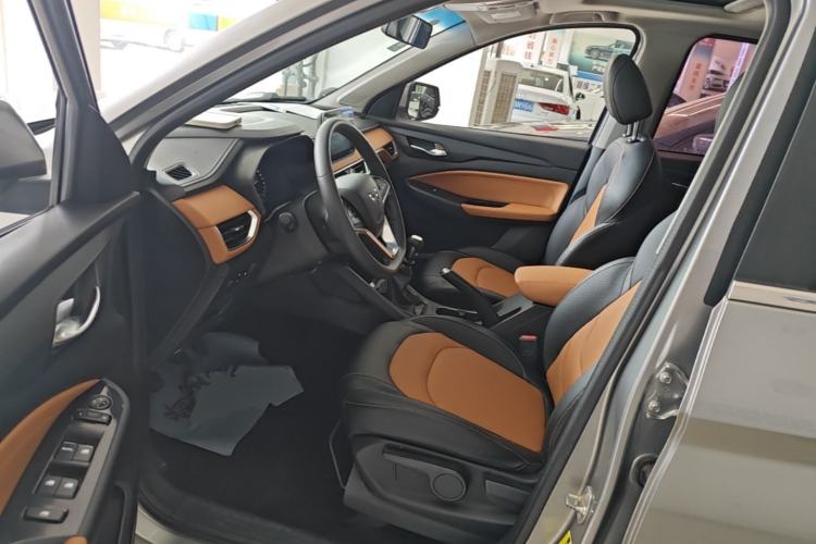 Used Wuling Hongguang S3 2018 1.5T Manual Luxury Model China V Standard Left Front Seat