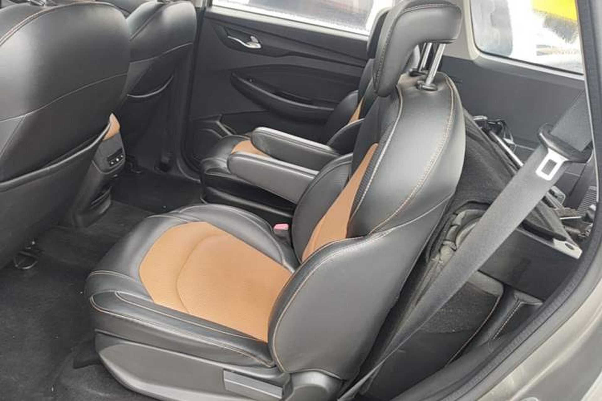 Used Wuling Hongguang S3 2018 1.5T Manual Comfort Model China V Standard Left Rear Seat