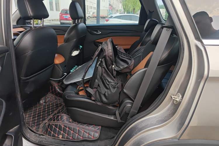 Used Wuling Hongguang S3 2018 1.5L Manual Luxury Model China V Standard Left Rear Seat