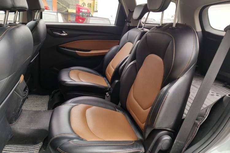 Used Wuling Hongguang S3 2018 1.5L Manual Luxury Model China V Standard Left Rear Seat