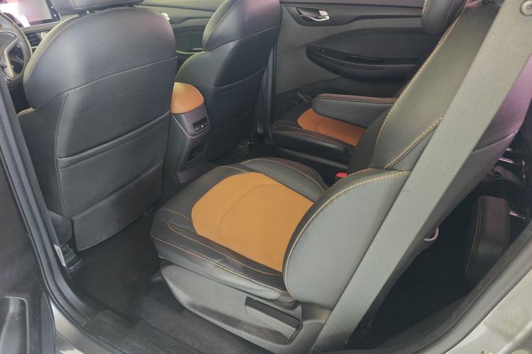 Used Wuling Hongguang S3 2018 1.5L Manual Comfort Model China V Standard Left Rear Seat