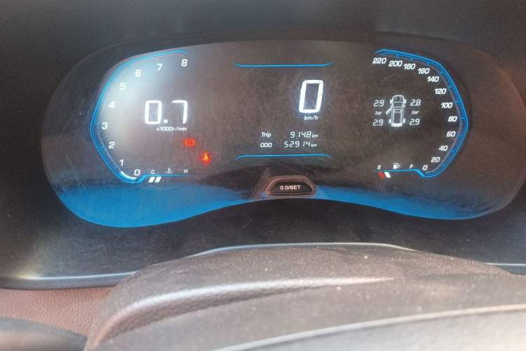 Used Wuling Hongguang S3 2018 1.5T Manual Luxury Model China V Standard Odometer Close Up