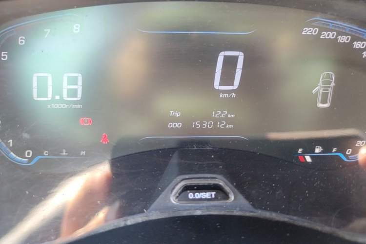 Used Wuling Hongguang S3 2018 1.5L Manual Comfort Model China V Standard Odometer Close Up