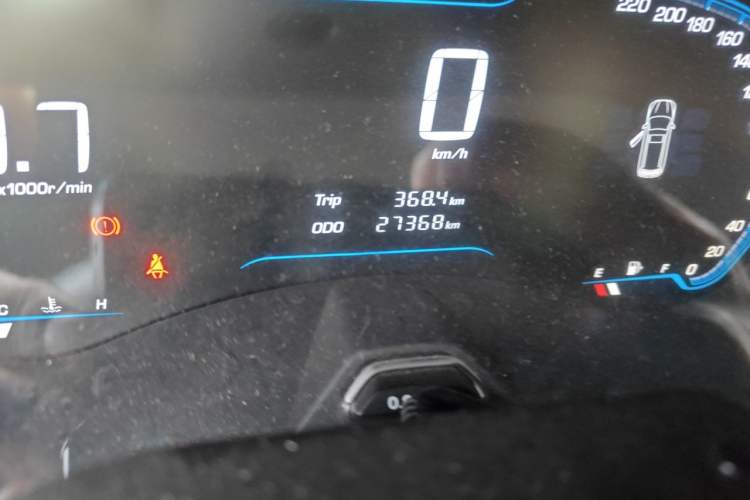 Used Wuling Hongguang S3 2018 1.5T Manual Comfort Model China V Standard Odometer Close Up
