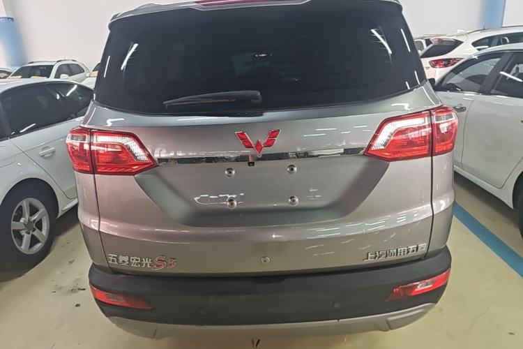 Used Wuling Hongguang S3 2018 1.5L Manual Luxury Model China V Standard Rear