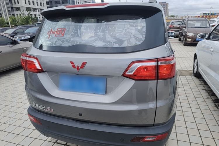 Used Wuling Hongguang S3 2018 1.5T Manual Comfort Model China V Standard Rear