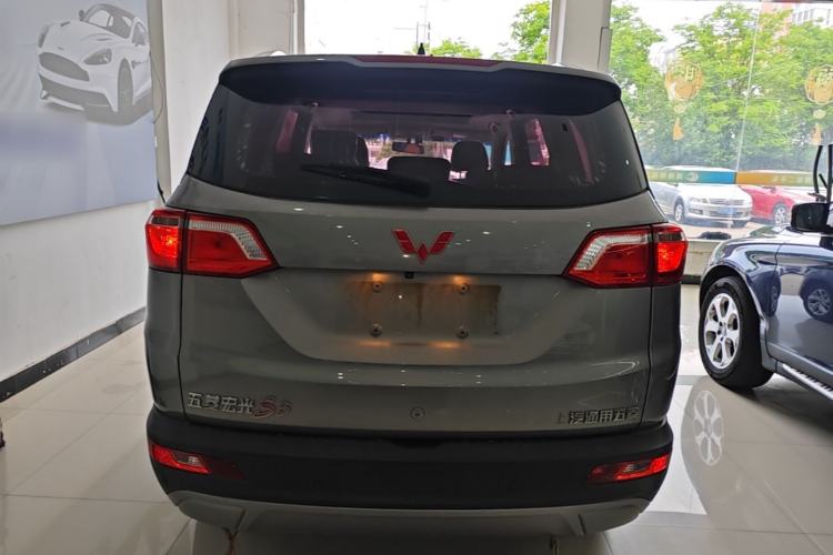 Used Wuling Hongguang S3 2018 1.5T Manual Luxury Model China V Standard Rear