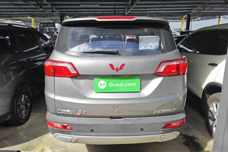Used Wuling Hongguang S3 2018 1.5L Manual Luxury Model China V Standard Rear