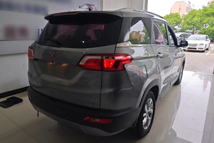 Used Wuling Hongguang S3 2018 1.5T Manual Luxury Model China V Standard Rear Right 45 Deg