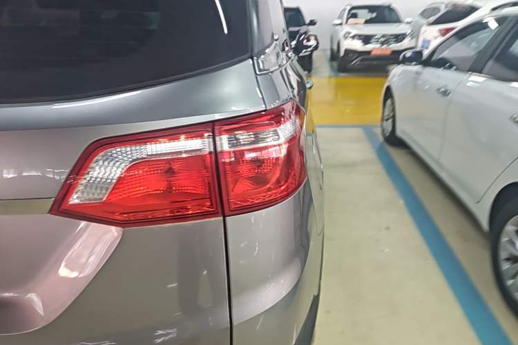 Used Wuling Hongguang S3 2018 1.5L Manual Luxury Model China V Standard Right Rear Taillight
