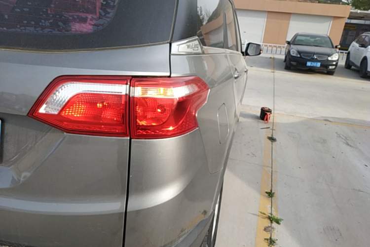 Used Wuling Hongguang S3 2018 1.5L Manual Luxury Model China V Standard Right Rear Taillight