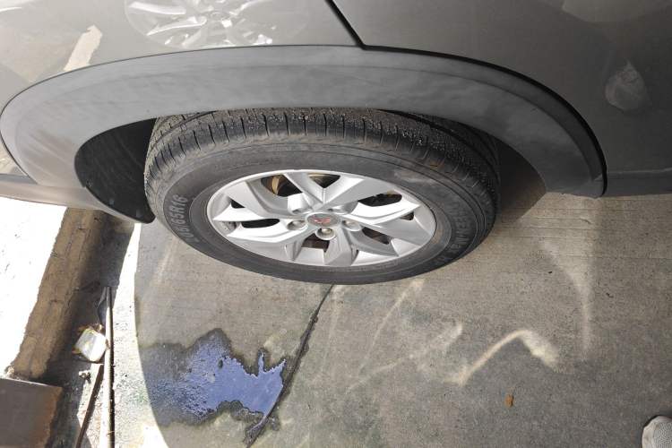 Used Wuling Hongguang S3 2018 1.5L Manual Luxury Model China V Standard Right Rear Wheel Hub