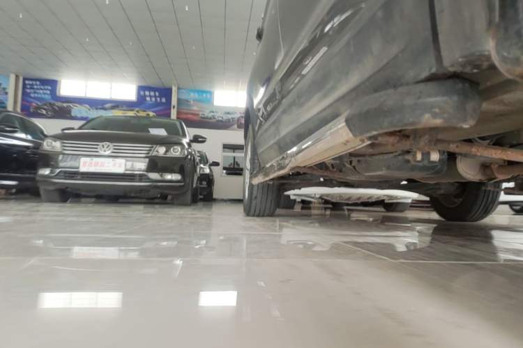 Used Wuling Hongguang S3 2018 1.5L Manual Luxury Model China V Standard Right Side Sill