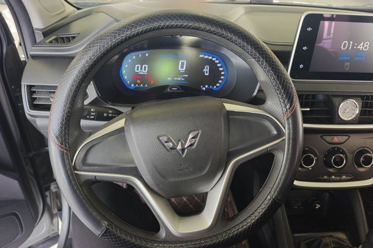 Used Wuling Hongguang S3 2018 1.5L Manual Comfort Model China V Standard Steering Wheel