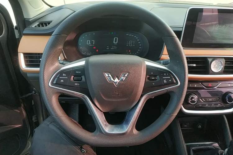 Used Wuling Hongguang S3 2018 1.5L Manual Luxury Model China V Standard Steering Wheel