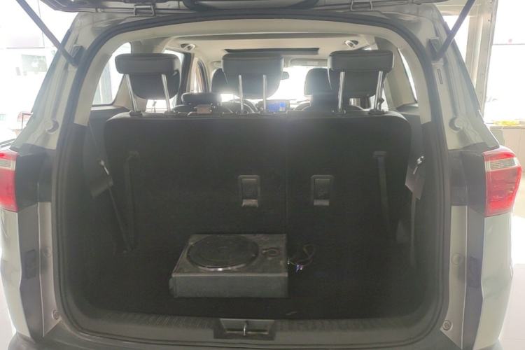 Used Wuling Hongguang S3 2018 1.5L Manual Luxury Model China V Standard Trunk