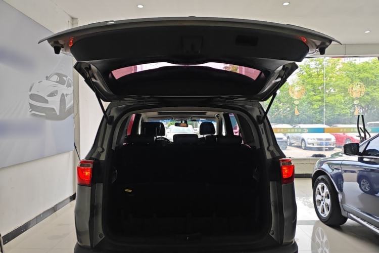 Used Wuling Hongguang S3 2018 1.5T Manual Luxury Model China V Standard Trunk