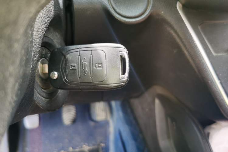 Used Wuling Hongguang S3 2018 1.5L Manual Comfort Model China V Standard Vehicle Key