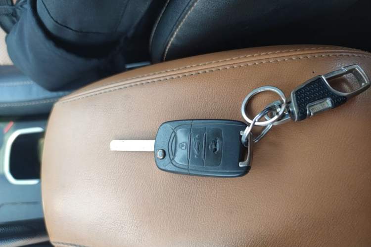 Used Wuling Hongguang S3 2018 1.5L Manual Comfort Model China V Standard Vehicle Key