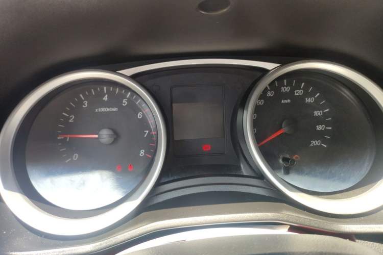 Used Wuling Hongguang S3 2018 1.5L Manual Standard Version China V Standard Instrument Cluster