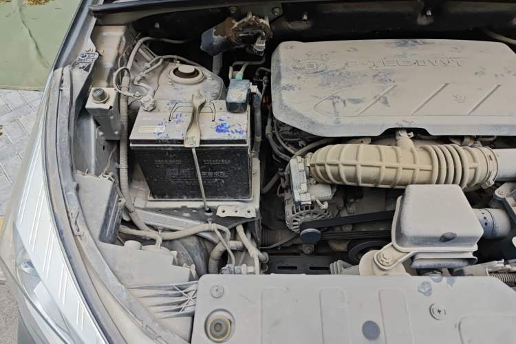 Used Wuling Hongguang S3 2018 1.5L Manual Luxury Model China V Standard Engine Bay Right