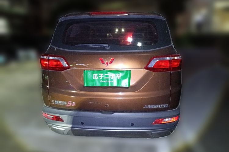 Used Wuling Hongguang S3 2018 1.5T Manual Luxury Model China V Standard Rear