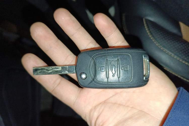 Used Wuling Hongguang S3 2018 1.5T Manual Luxury Model China V Standard Vehicle Key