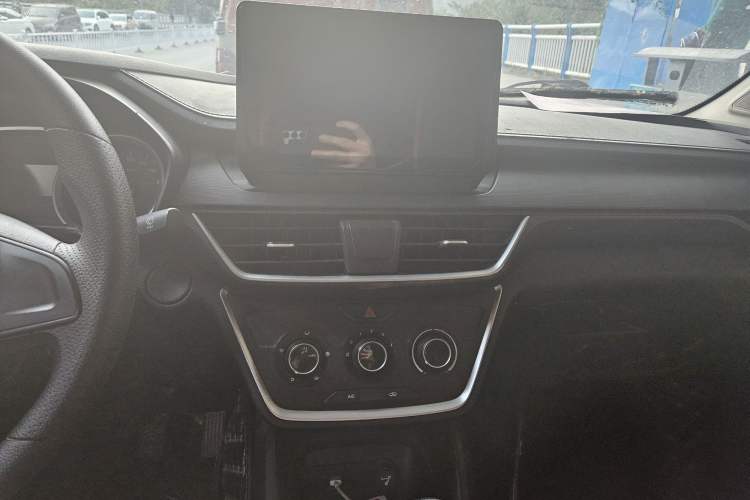 Used Wuling Hongguang S3 2018 1.5L Manual Standard Version China V Standard Audio And AC Panel