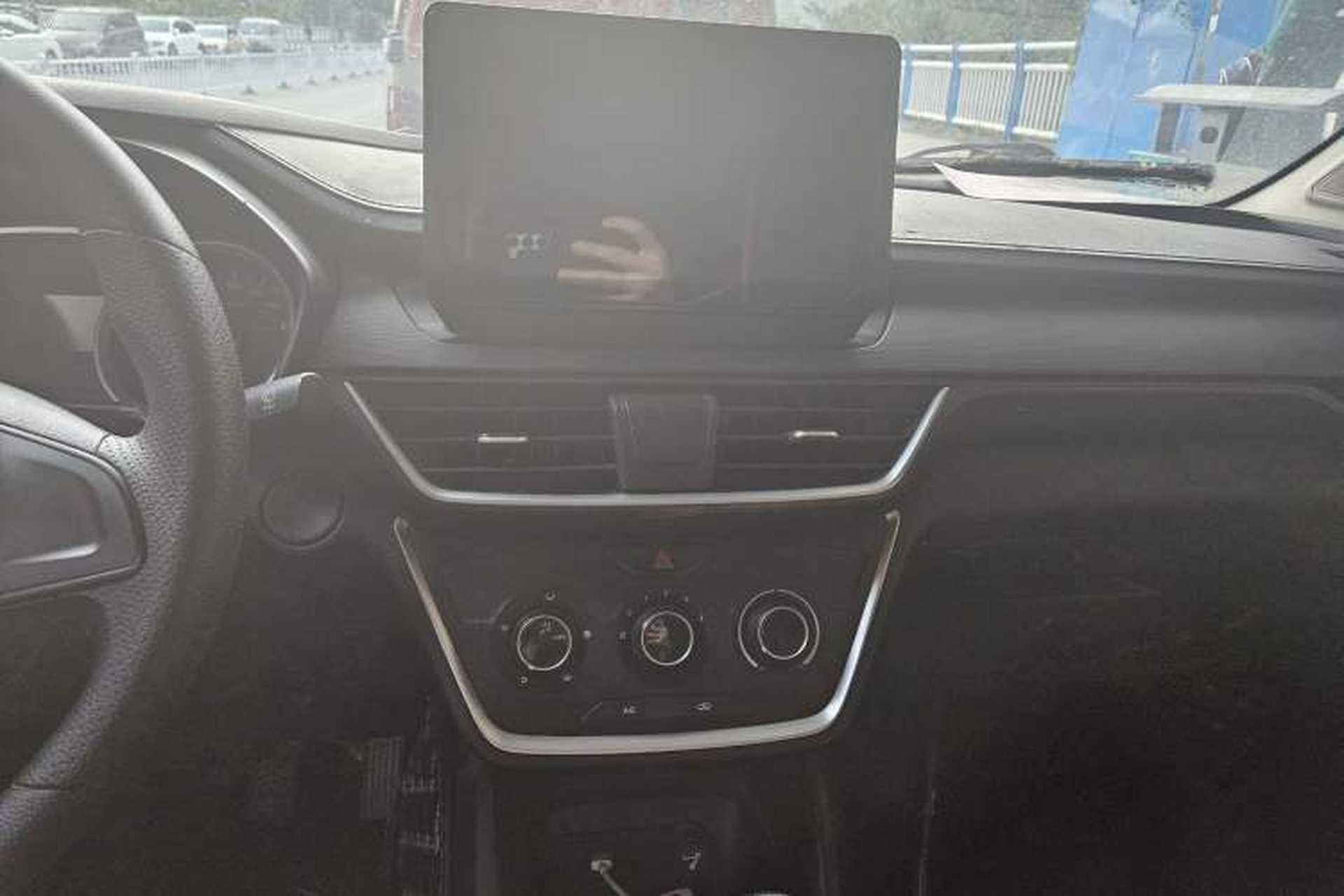 Used Wuling Hongguang S3 2018 1.5L Manual Standard Version China V Standard Audio And AC Panel