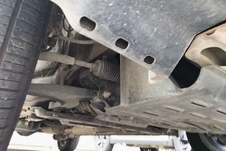 Used Wuling Hongguang S3 2018 1.5L Manual Comfort Model China V Standard Chassis Front Right