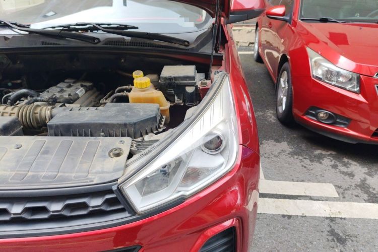 Used Wuling Hongguang S3 2018 1.5L Manual Standard Version China V Standard Engine Bay Left