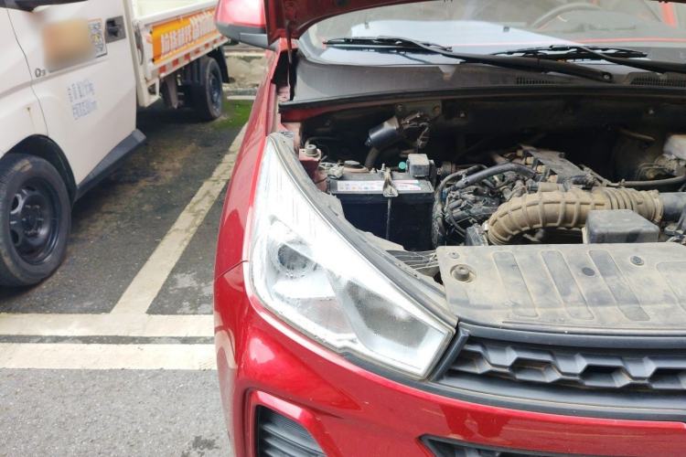 Used Wuling Hongguang S3 2018 1.5L Manual Standard Version China V Standard Engine Bay Right