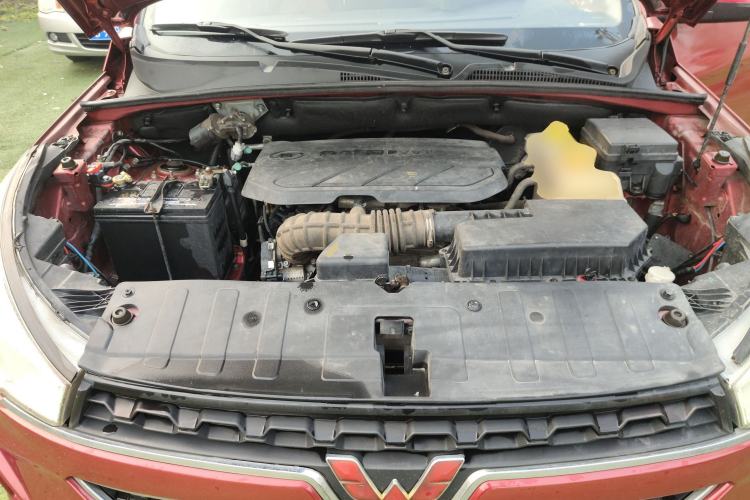 Used Wuling Hongguang S3 2018 1.5L Manual Luxury Model China V Standard Engine Bay