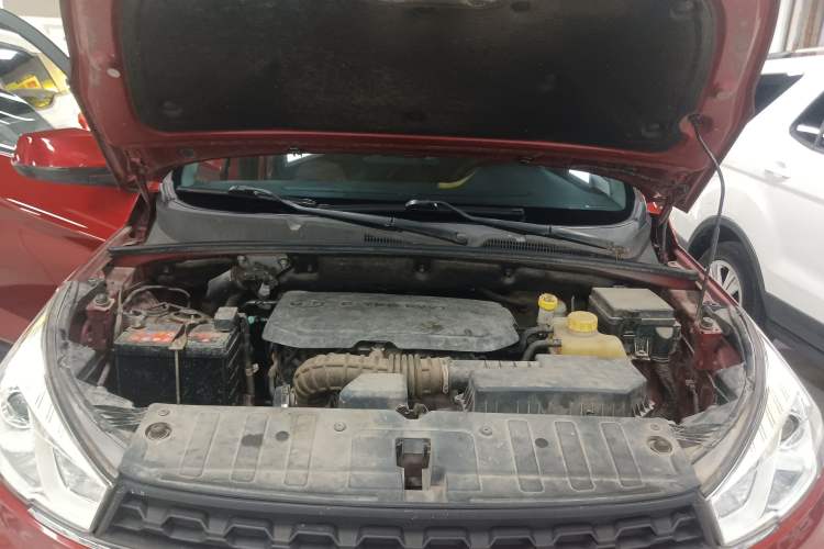 Used Wuling Hongguang S3 2018 1.5L Manual Luxury Model China V Standard Engine Bay