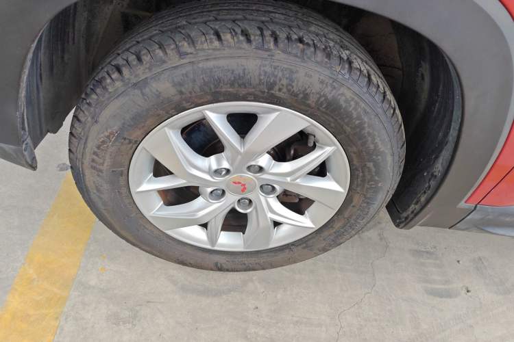 Used Wuling Hongguang S3 2018 1.5L Manual Comfort Model China V Standard Exterior 1