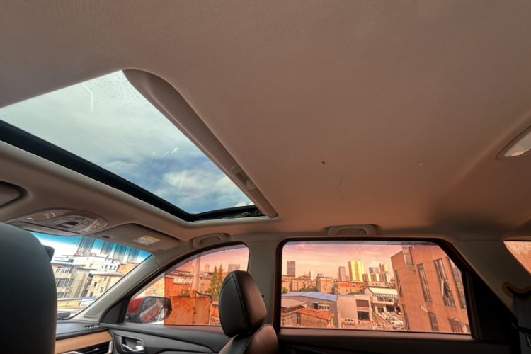 Used Wuling Hongguang S3 2018 1.5L Manual Luxury Model China V Standard Headliner