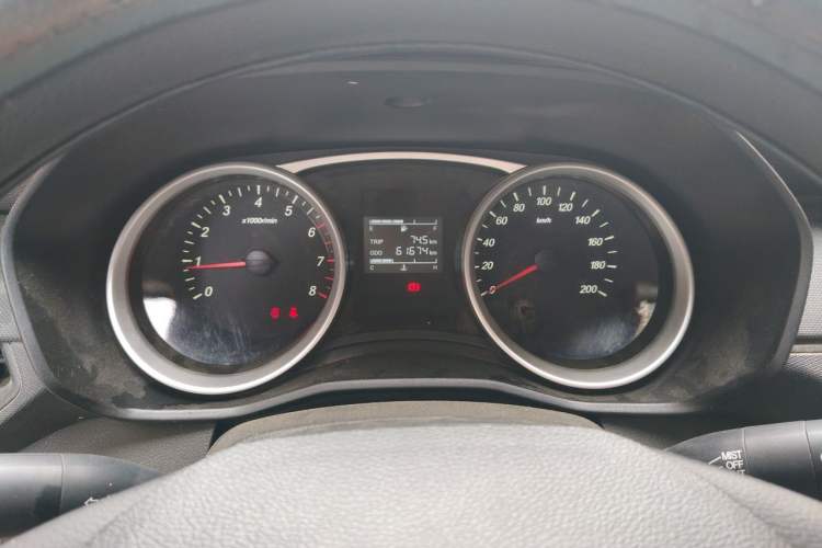 Used Wuling Hongguang S3 2018 1.5L Manual Standard Version China V Standard Instrument Cluster