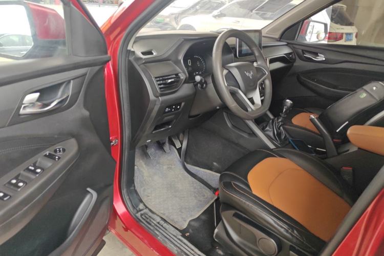 Used Wuling Hongguang S3 2018 1.5L Manual Comfort Model China V Standard Interior 3