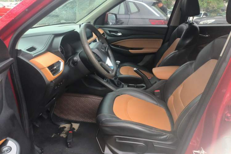 Used Wuling Hongguang S3 2018 1.5T Manual Luxury Model China V Standard Left Front Seat