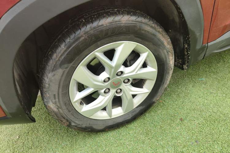 Used Wuling Hongguang S3 2018 1.5L Manual Luxury Model China V Standard Left Front Wheel Hub
